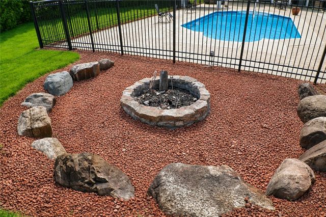 1778 Ash Meadow Court, Beavercreek, OH 45385