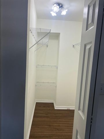 8145 NW 7th Street 208, Miami, FL 33126