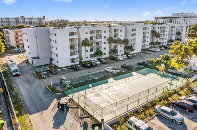 8145 NW 7th Street 208, Miami, FL 33126
