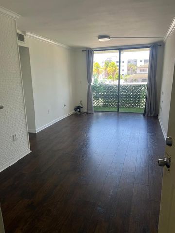 8145 NW 7th Street 208, Miami, FL 33126
