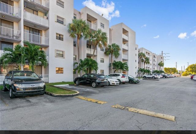 8145 NW 7th Street 208, Miami, FL 33126