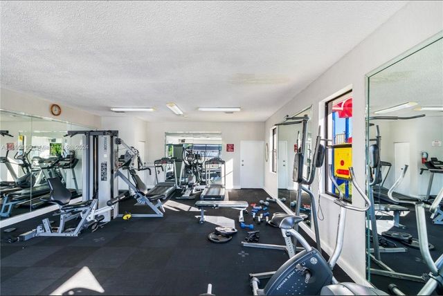 8145 NW 7th Street 208, Miami, FL 33126