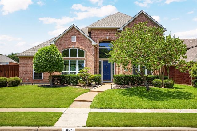 1807 Meadowcove Drive, Richardson, TX 75081