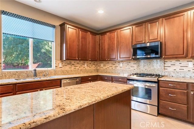 4057 White Ash, San Bernardino, CA 92407