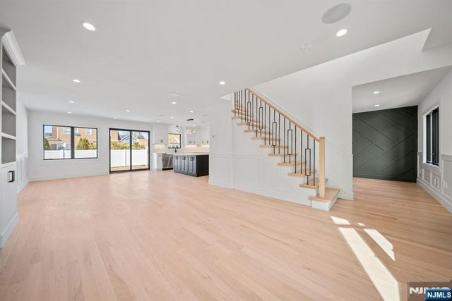 23-17 Berkshire Road, Fair Lawn, NJ 07410