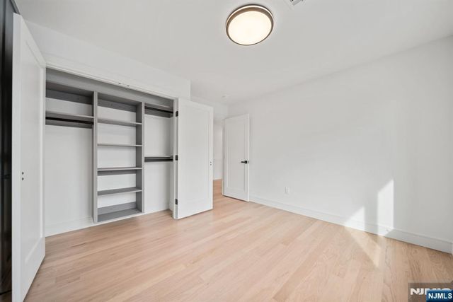 23-17 Berkshire Road, Fair Lawn, NJ 07410