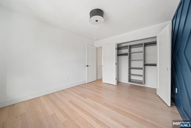 23-17 Berkshire Road, Fair Lawn, NJ 07410