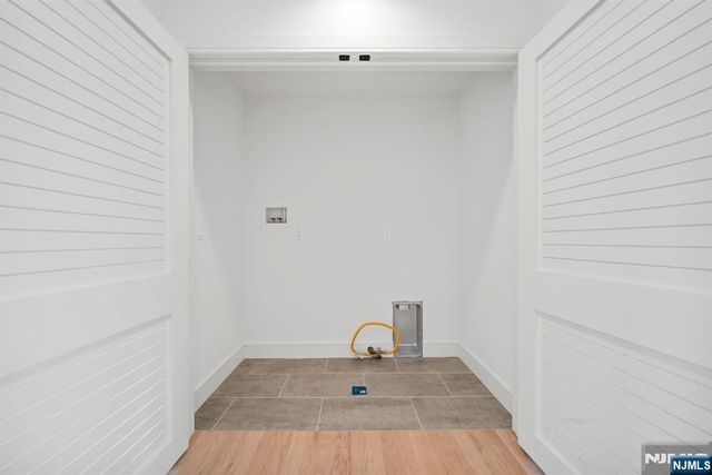 23-17 Berkshire Road, Fair Lawn, NJ 07410