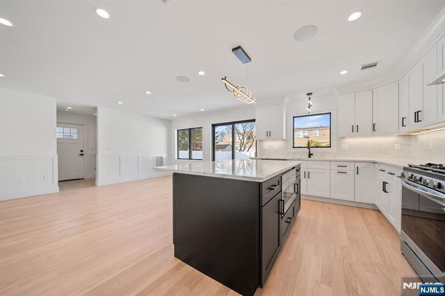 23-17 Berkshire Road, Fair Lawn, NJ 07410