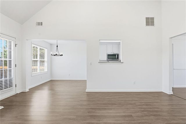 48 Polo Fields NE, Cartersville, GA 30121