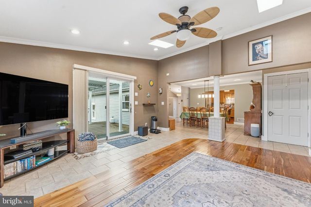 332 GORDON RD, Robbinsville, NJ 08691