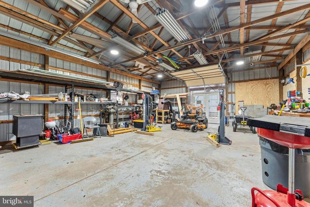 332 GORDON RD, Robbinsville, NJ 08691