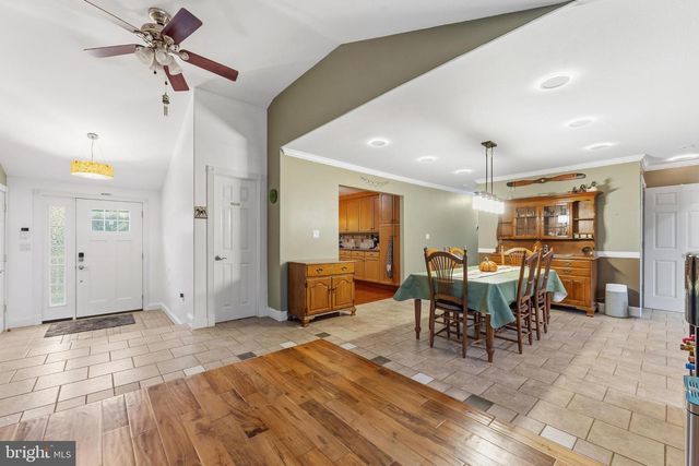 332 GORDON RD, Robbinsville, NJ 08691