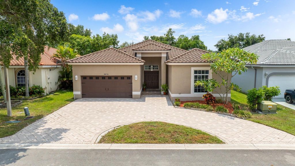 5970 NW 72nd Ct, Parkland, FL 33067