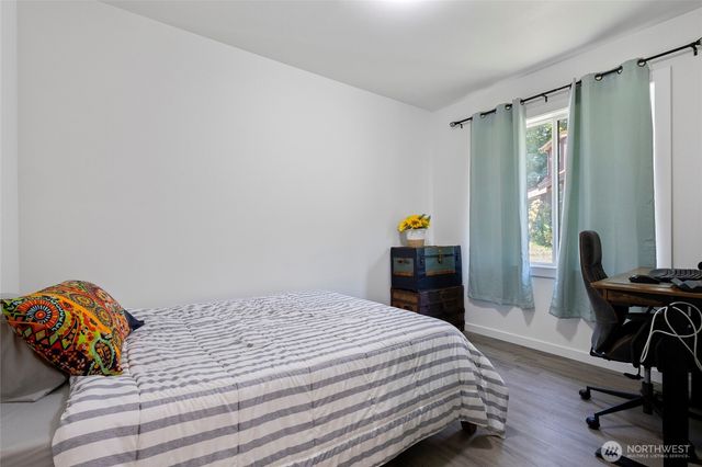 7952 Apache Drive, Maple Falls, WA 98266