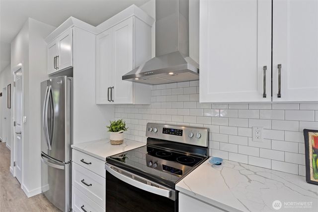 7952 Apache Drive, Maple Falls, WA 98266