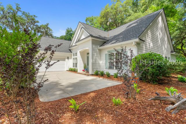 44 Point West Dr, Bluffton, SC 29910