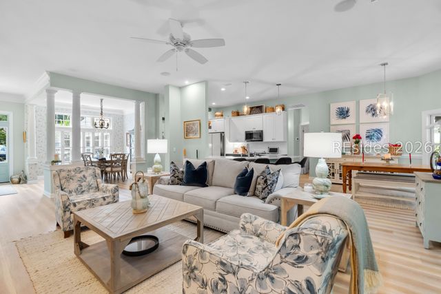 44 Point West Dr, Bluffton, SC 29910