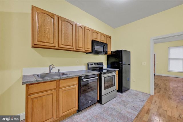 221 E LAFAYETTE AVE, Baltimore, MD 21202