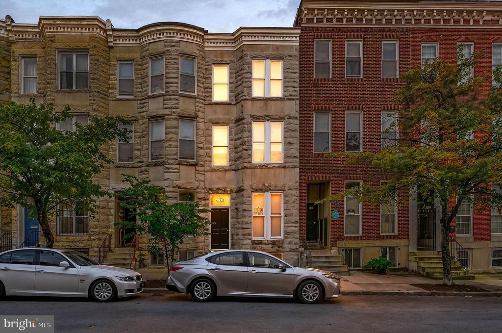 221 E LAFAYETTE AVE, Baltimore, MD 21202