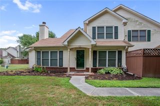 212 Burman Wood DR, Hampton, VA 23666