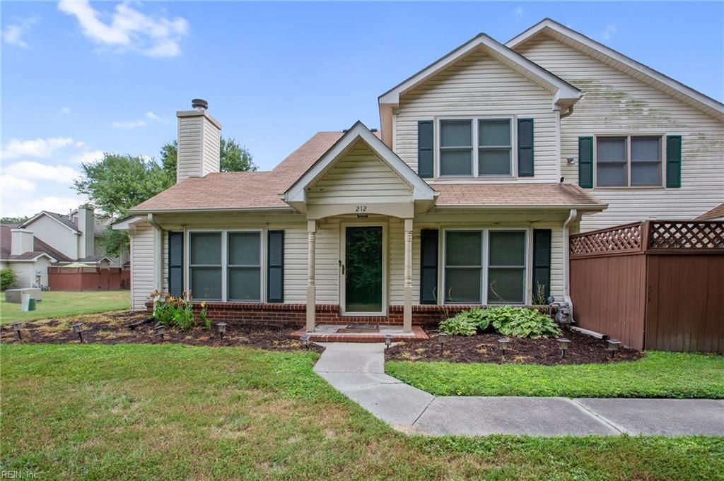 212 Burman Wood DR, Hampton, VA 23666