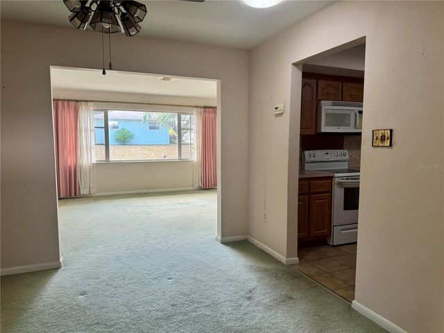 677 PINEWOOD DRIVE, Dunedin, FL 34698