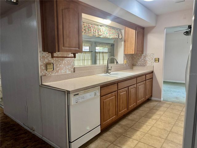 677 PINEWOOD DRIVE, Dunedin, FL 34698