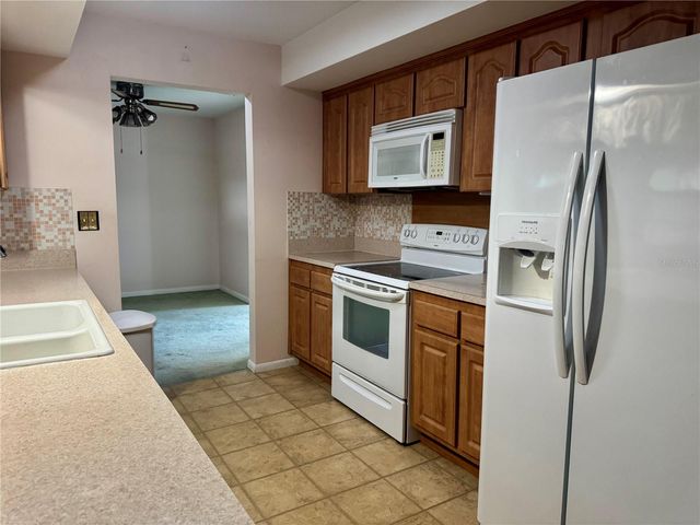 677 PINEWOOD DRIVE, Dunedin, FL 34698