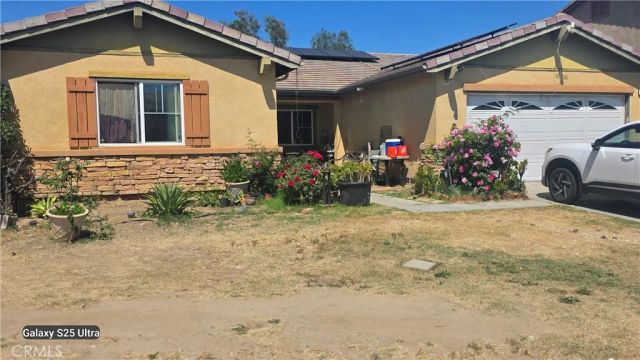 2412 Forest Grove Lane, Perris, CA 92571