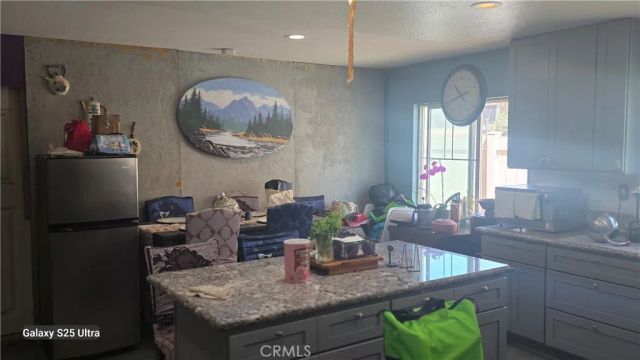 2412 Forest Grove Lane, Perris, CA 92571