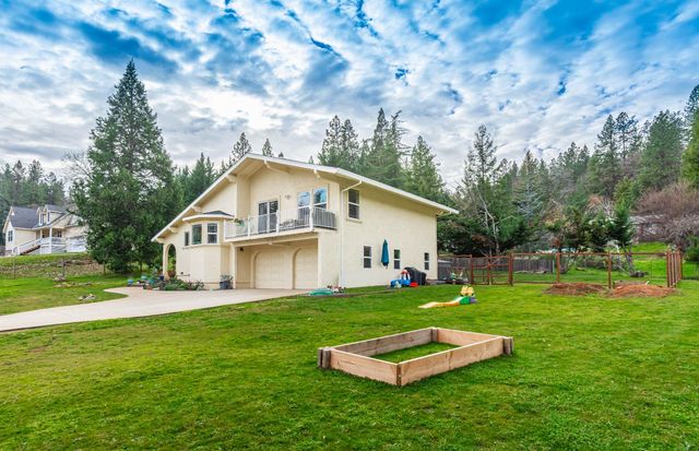 17877 Alexandra Way, Grass Valley, CA 95949