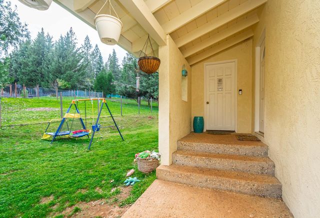 17877 Alexandra Way, Grass Valley, CA 95949