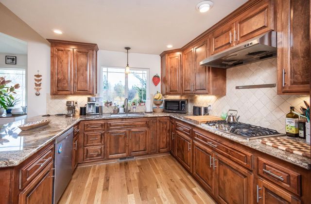 17877 Alexandra Way, Grass Valley, CA 95949