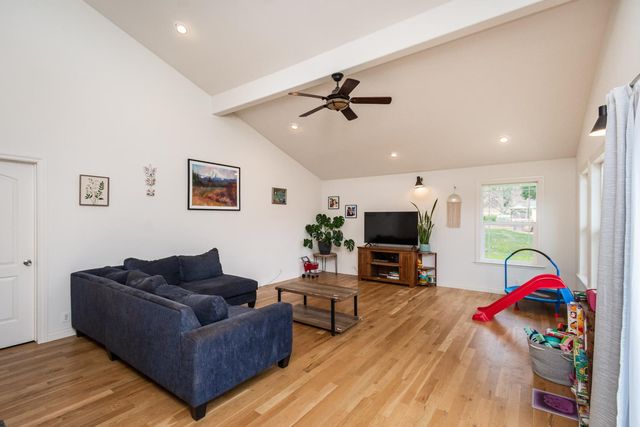 17877 Alexandra Way, Grass Valley, CA 95949