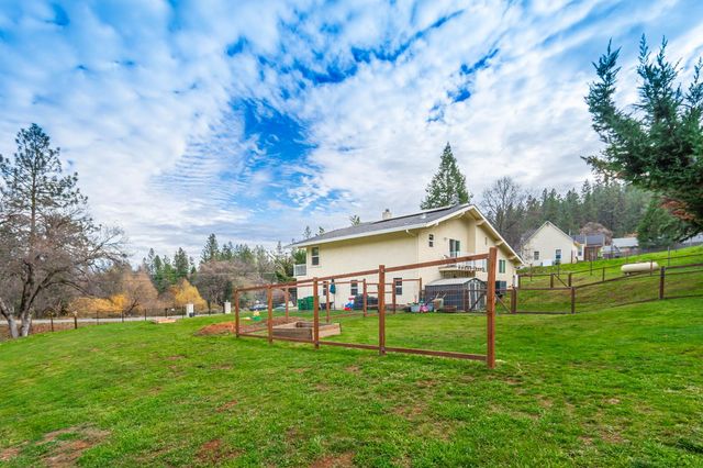 17877 Alexandra Way, Grass Valley, CA 95949
