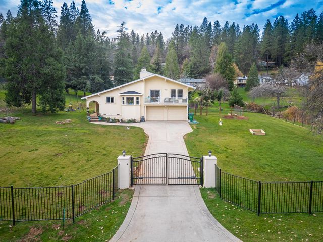 17877 Alexandra Way, Grass Valley, CA 95949