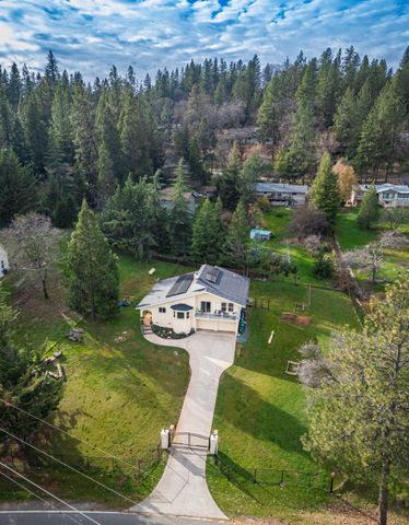 17877 Alexandra Way, Grass Valley, CA 95949