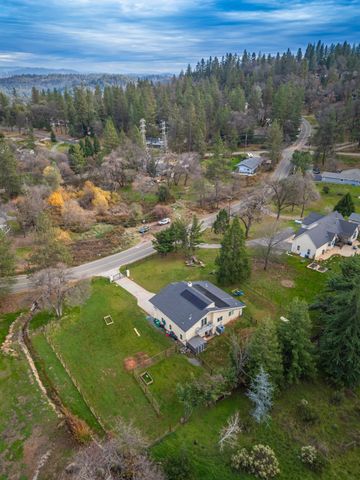 17877 Alexandra Way, Grass Valley, CA 95949