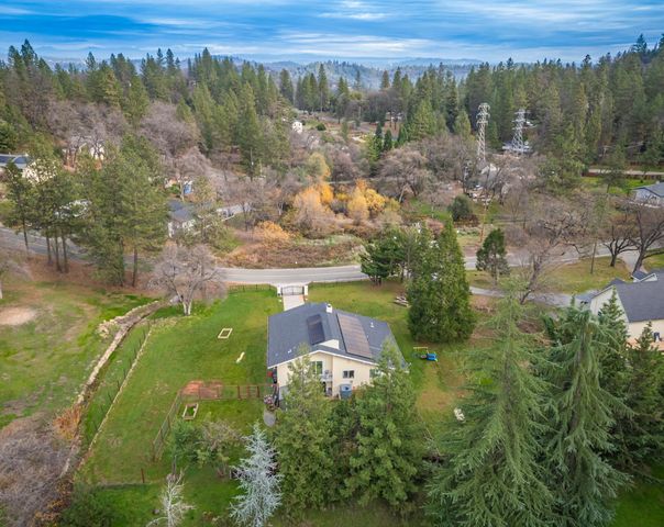 17877 Alexandra Way, Grass Valley, CA 95949