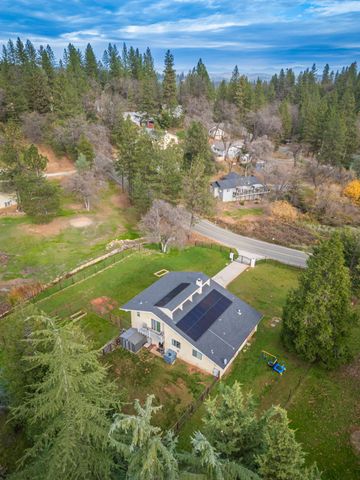 17877 Alexandra Way, Grass Valley, CA 95949