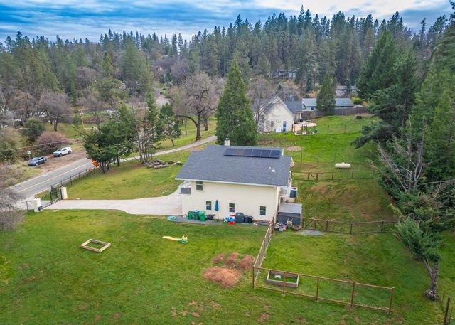 17877 Alexandra Way, Grass Valley, CA 95949