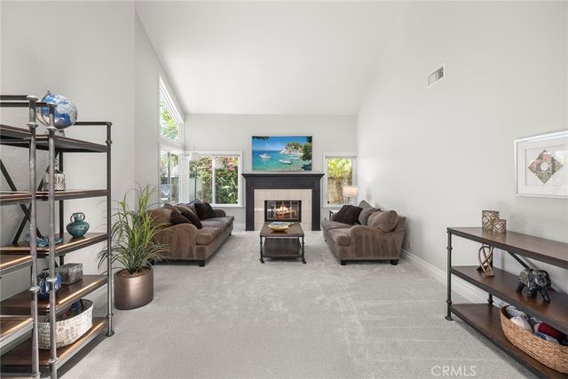 28671 Walnut Grove, Mission Viejo, CA 92692