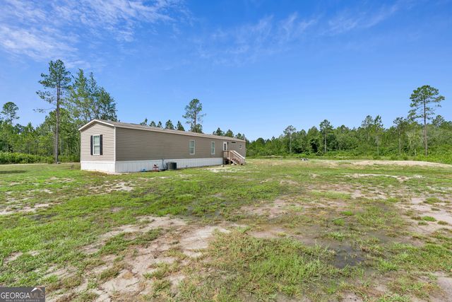 6064 S Us Highway 301, Jesup, GA 31546