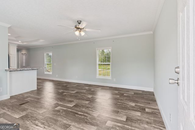 6064 S Us Highway 301, Jesup, GA 31546