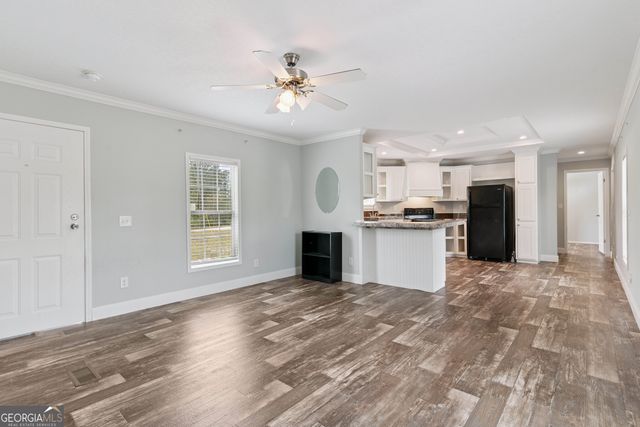 6064 S Us Highway 301, Jesup, GA 31546