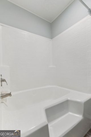6064 S Us Highway 301, Jesup, GA 31546