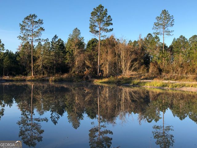 6064 S Us Highway 301, Jesup, GA 31546