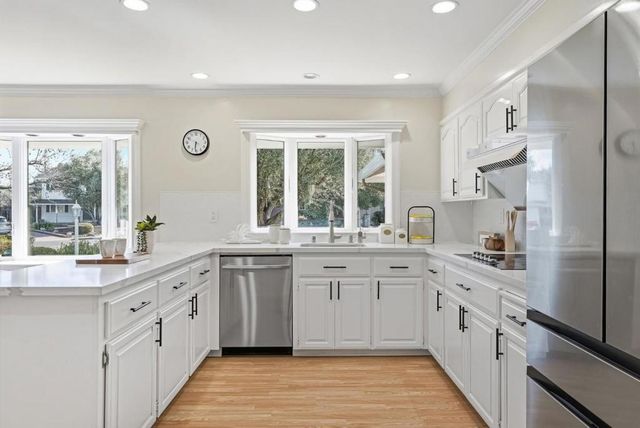 19319 Falmouth Court, Saratoga, CA 95070