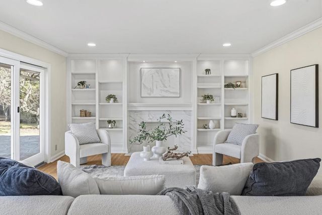 19319 Falmouth Court, Saratoga, CA 95070